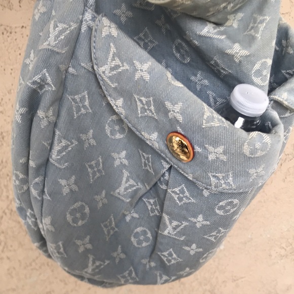 ๐โจ AUTHENTIC โจ๐ DENIM Louis Vuitton XL Denim Hobo Bag RARE - Picture 10 of 16